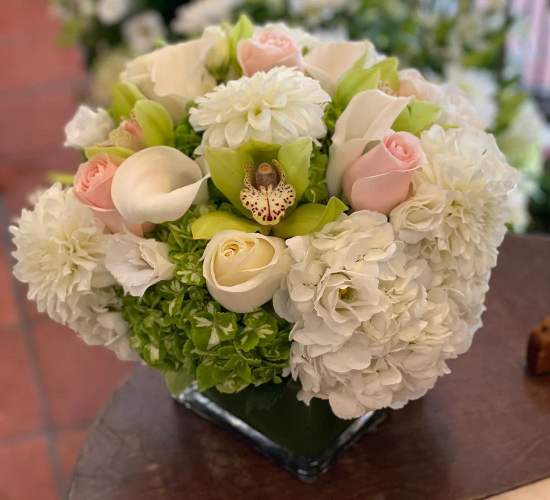 How to take care of fresh cut flowers