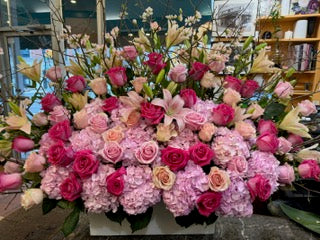 
                    
                      Pink Arrangement Knockout Pink
                    
                  