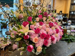 
                    
                      Pink  Custom Floral Arrangement Knockout Pink
                    
                  
