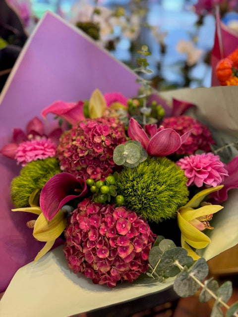 
                    
                      Antique hydrangea dahlia and calla lily lush bouquet – Jerome Florists NYC
                    
                  