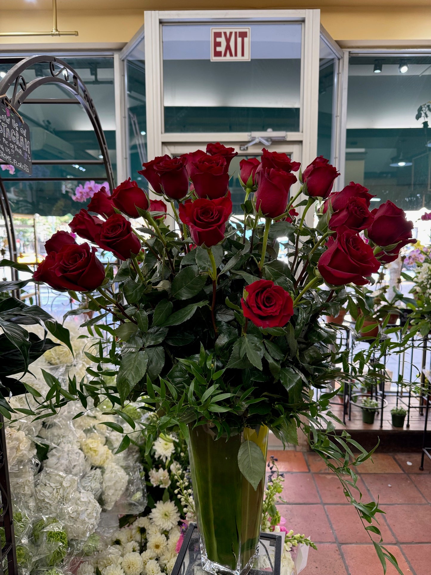 
                    
                      Rose and ranunculus elegant bowl arrangement – Jerome Florists NYC
                    
                  